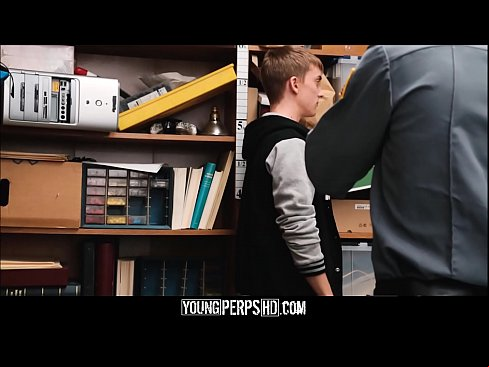 Straight Guy Fucked Gay Security Guard For Shoplifting